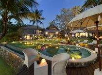 Villa Sungai Tinggi Beach, Pool at Night